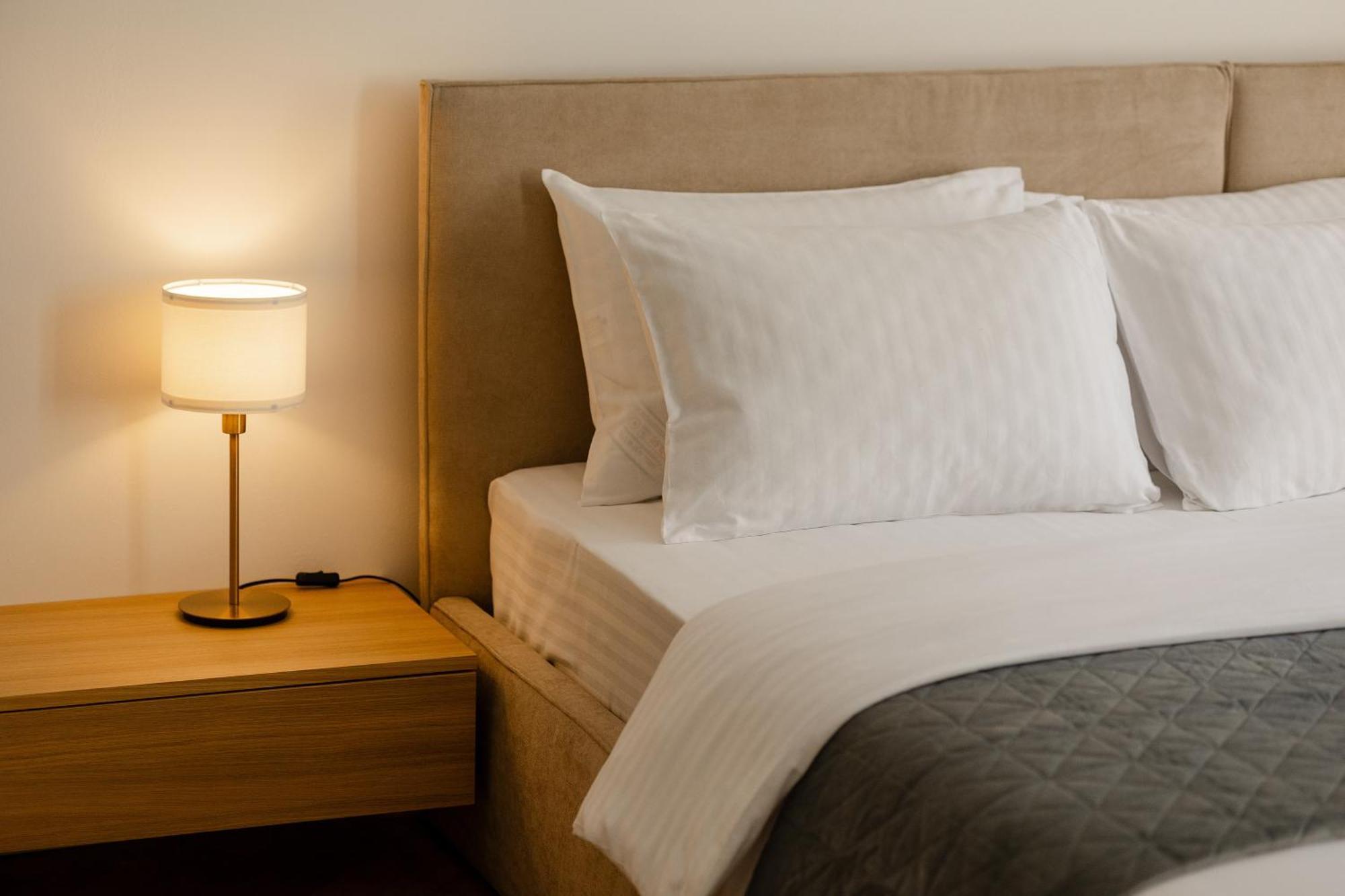 House 66 Aparthotel Brasov Ngoại thất bức ảnh