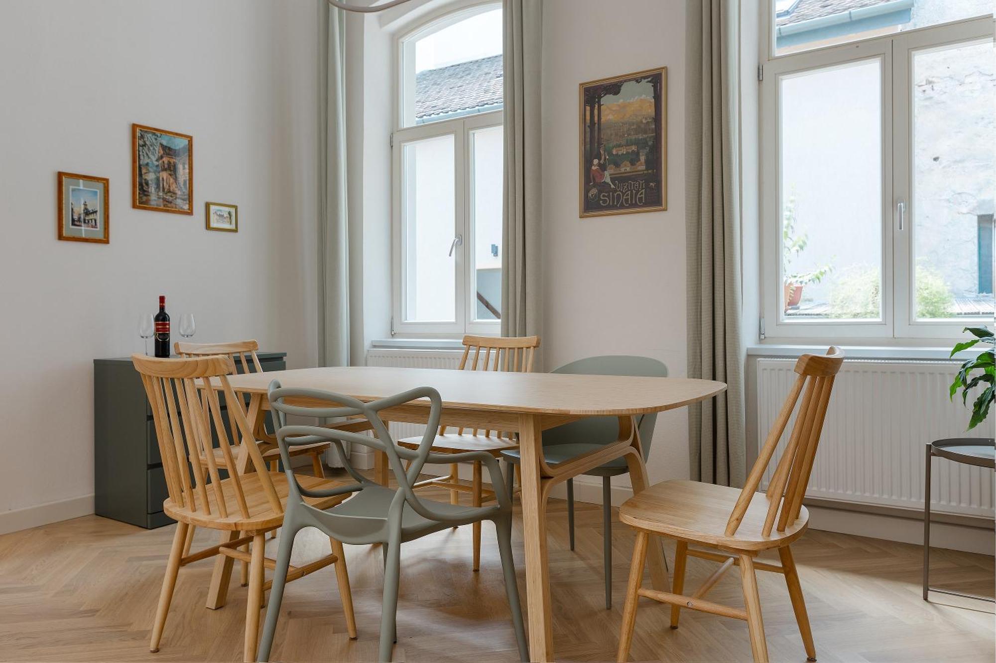 House 66 Aparthotel Brasov Ngoại thất bức ảnh