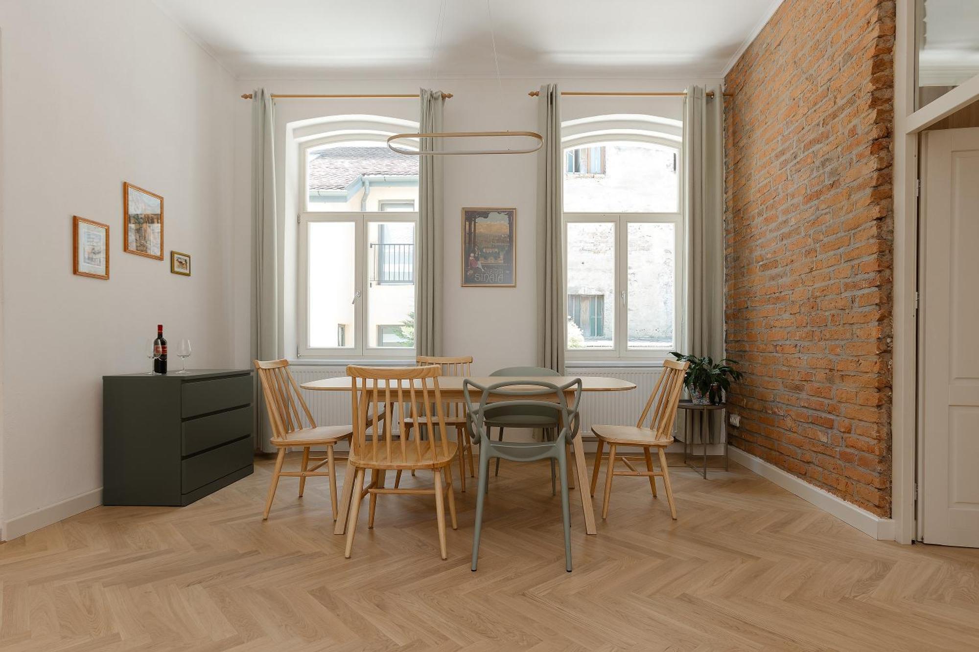 House 66 Aparthotel Brasov Ngoại thất bức ảnh
