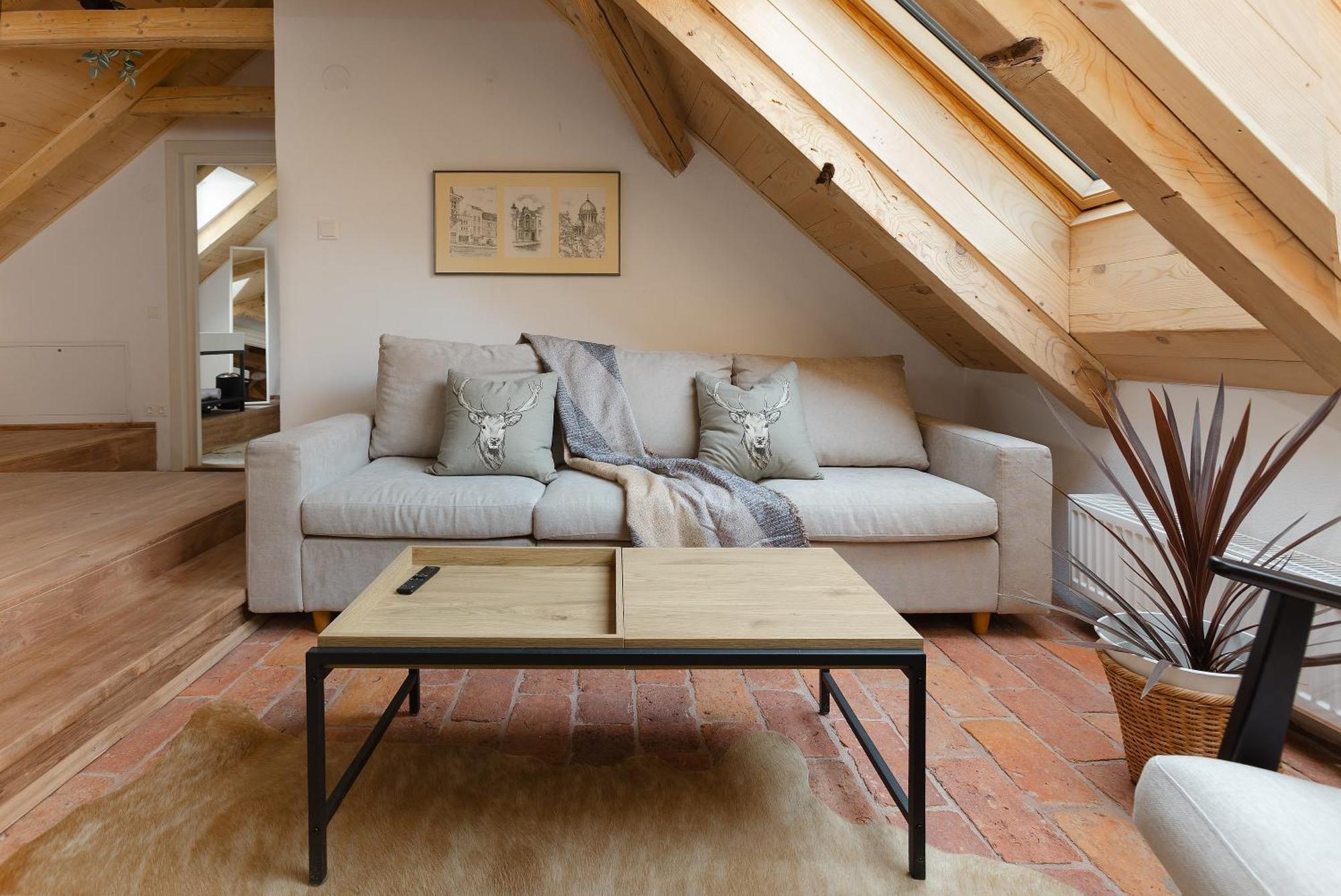House 66 Aparthotel Brasov Ngoại thất bức ảnh
